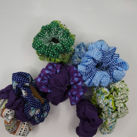Scrunchies - Picture 6 of 6